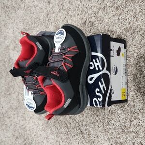 OshKosh B'gosh Black and Red Sneakers Size 8